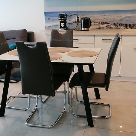 Apartamenty Mariela-Kolobrzeg Z Garazem Exterior photo